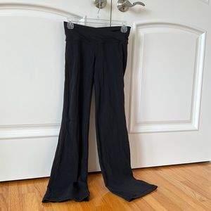 Lululemon criss cross yoga pants